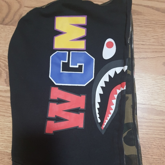 A Bathing Ape Jacket - Picture 5 of 5
